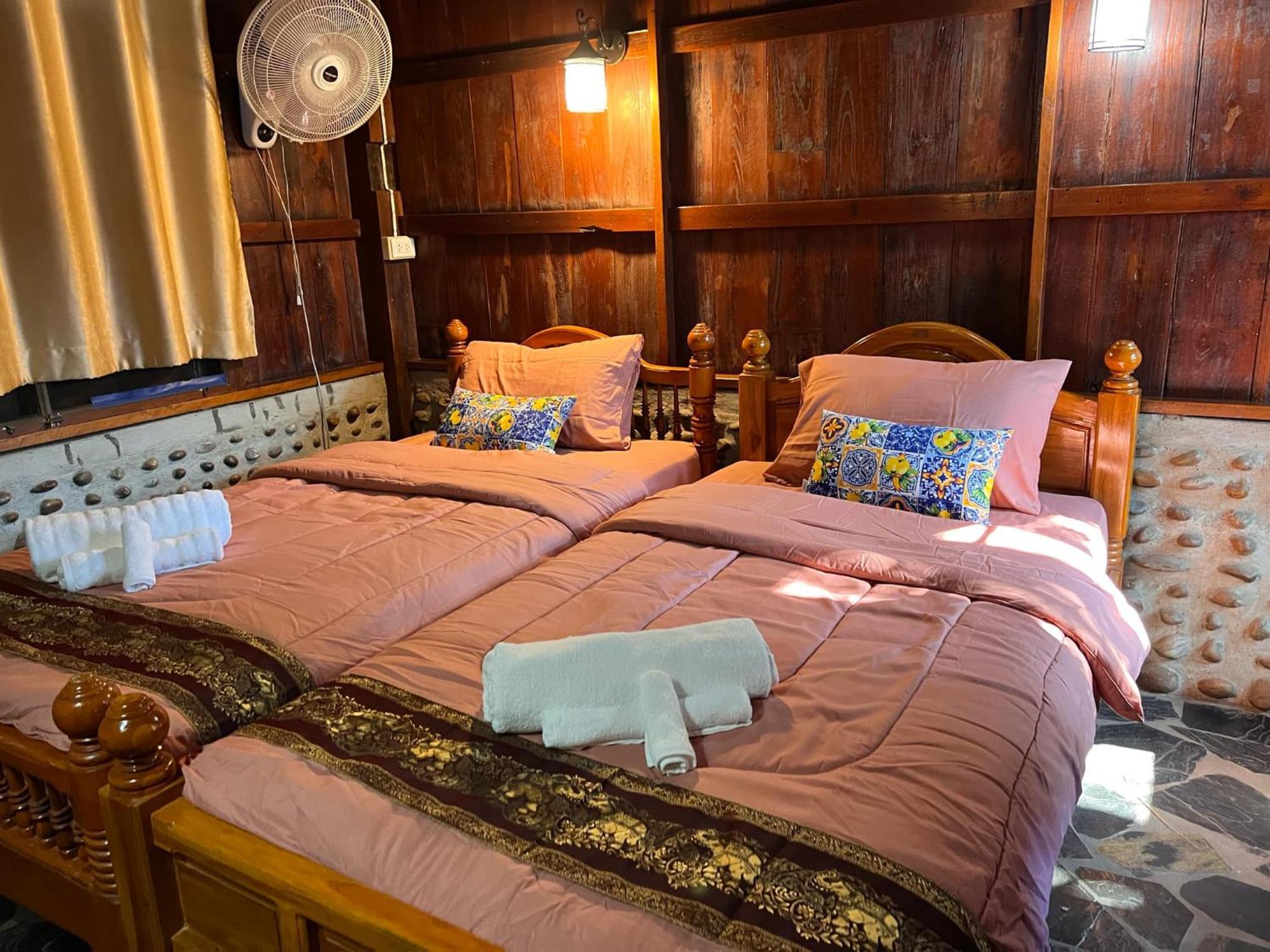 Riverside Retreat Sukhothai Guest House Esterno foto