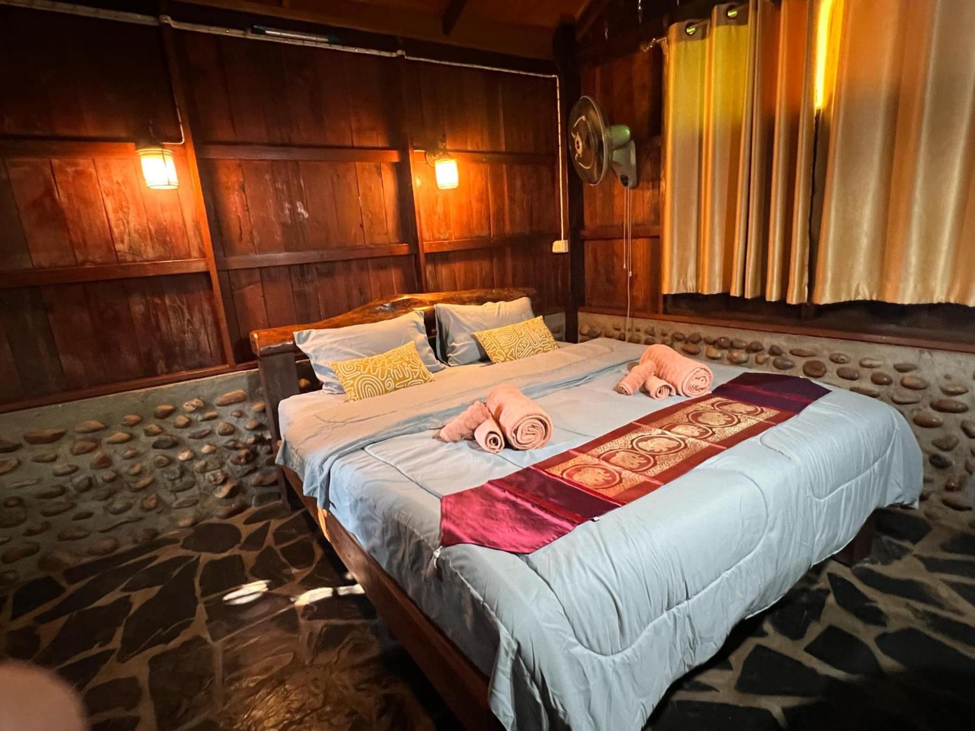 Riverside Retreat Sukhothai Guest House Esterno foto